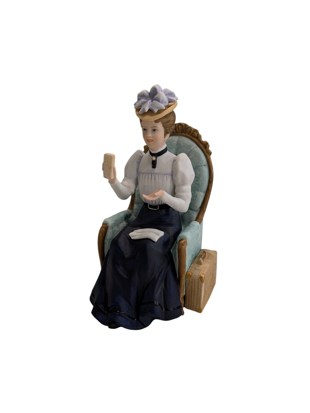 Avon 1982 Vintage Keepsake Porcelain Award Figurine in White and Green